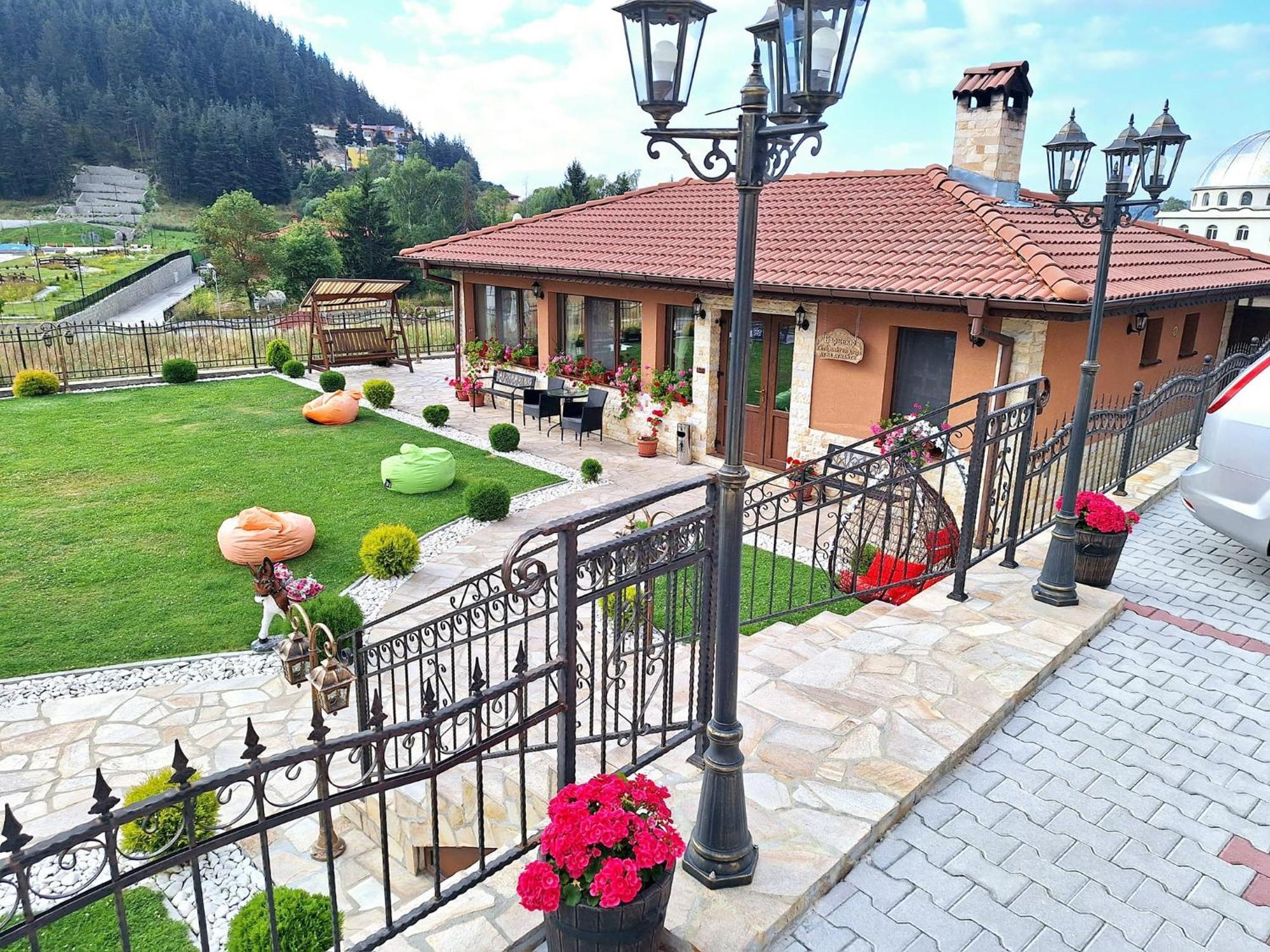 Hotel Perla Dospat Esterno foto