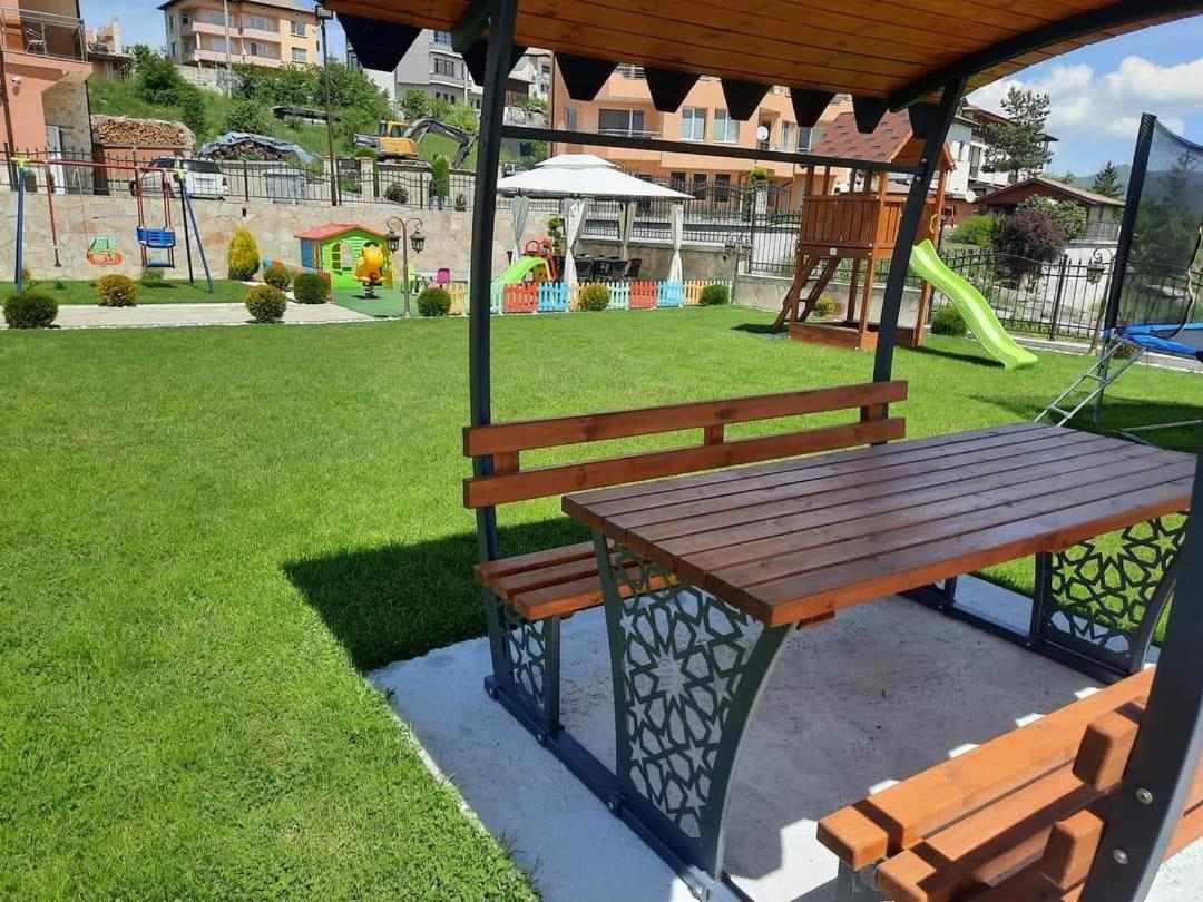 Hotel Perla Dospat Esterno foto